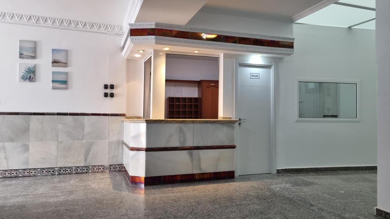 Hostal Nerjasol מראה חיצוני תמונה