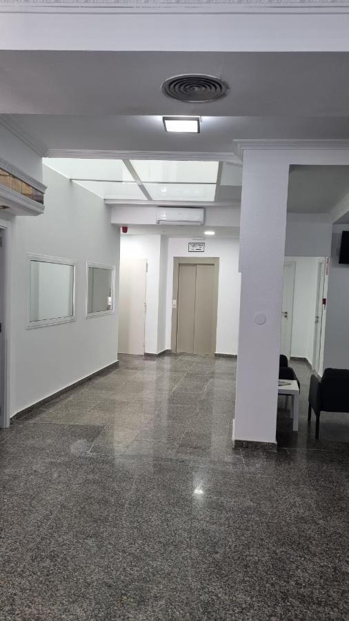 Hostal Nerjasol מראה חיצוני תמונה