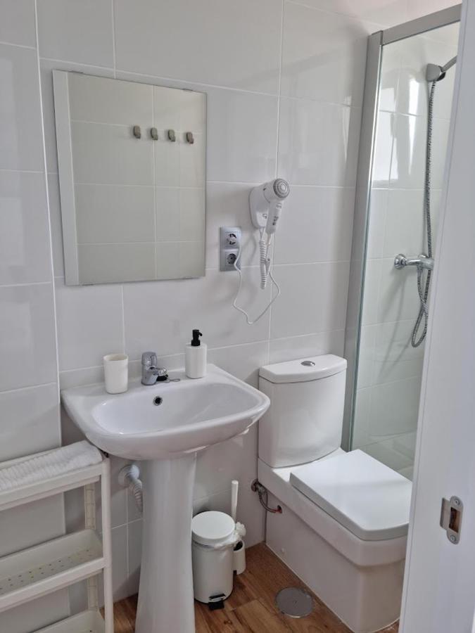 Hostal Nerjasol מראה חיצוני תמונה