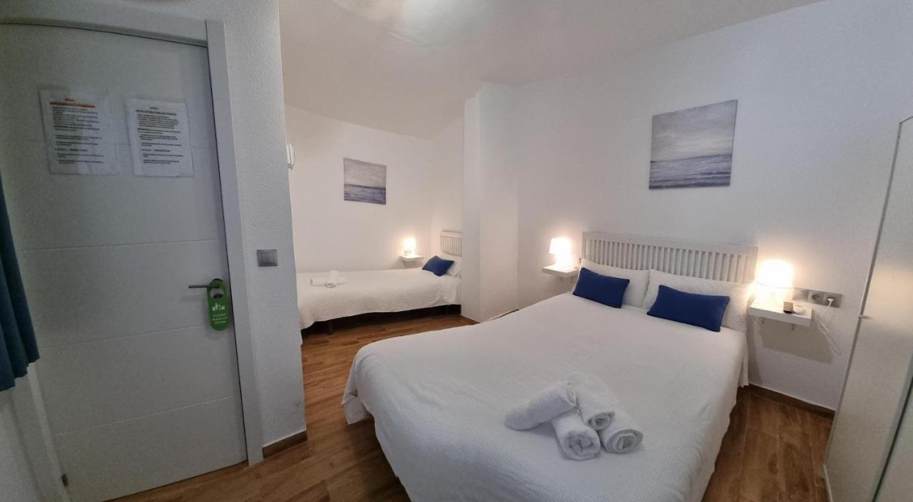 Hostal Nerjasol מראה חיצוני תמונה